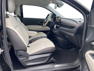 Fiat 500e 3+1 La Prima MJ22 Winter-Paket + 360° Kamer
