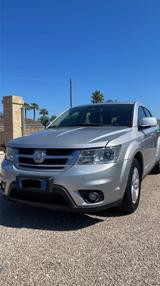 Fiat Freemont 2.0 Multijet 140 CV Lounge - silberne Fiat Freemont