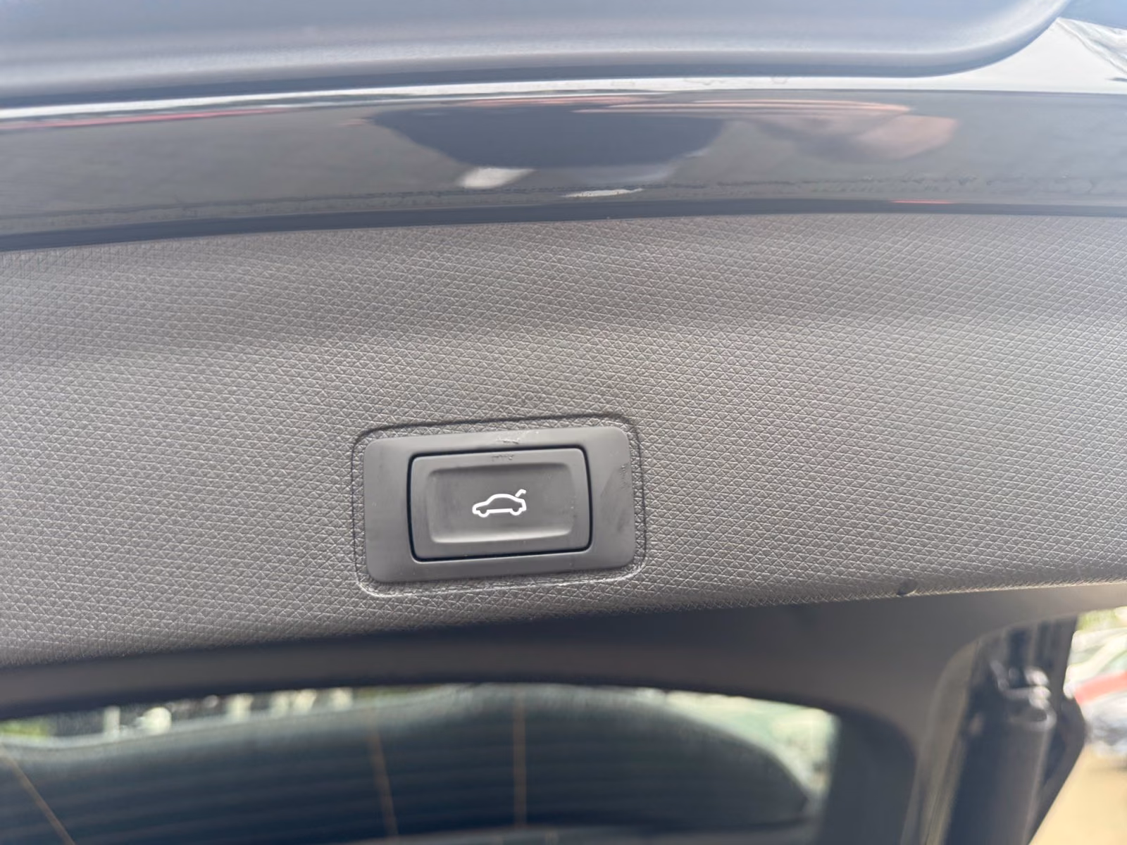 Cupra Terramar 1.5 eTSI DSG NAVI LED EDGE-PAKET