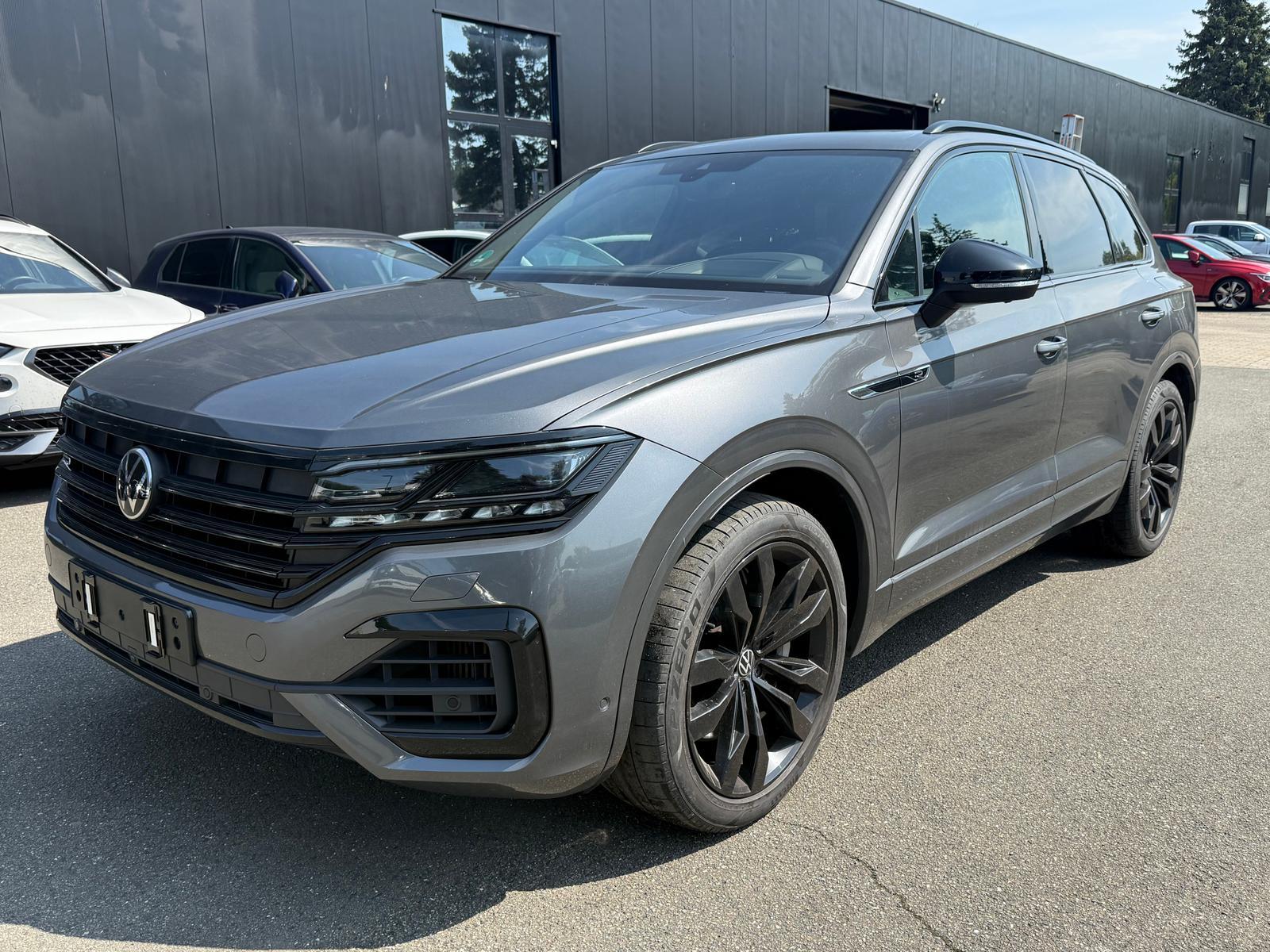 Volkswagen Touareg R 4Motion BLACK 3.0 V6 TSI /PANO/AHK/