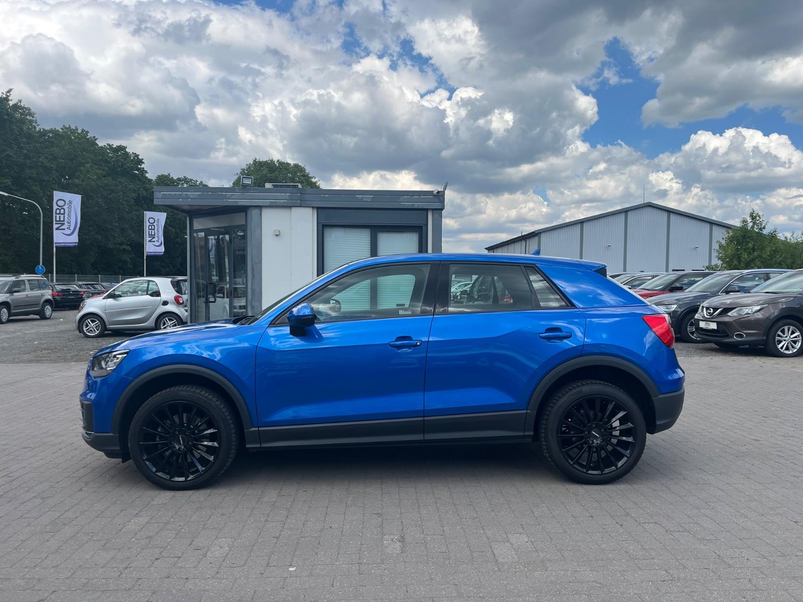 Audi Q2  sport basis Sitzheizung Bluetooth USB Navi