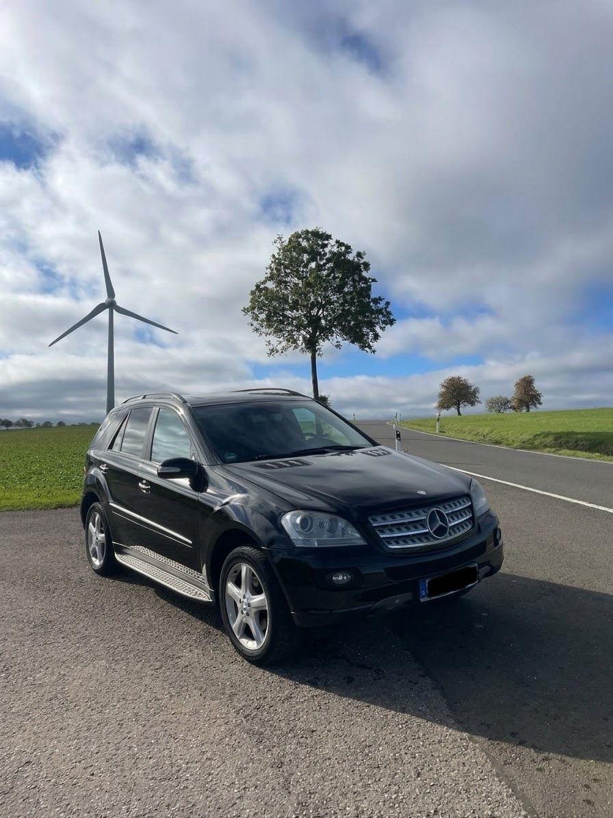 Mercedes-Benz ML 320