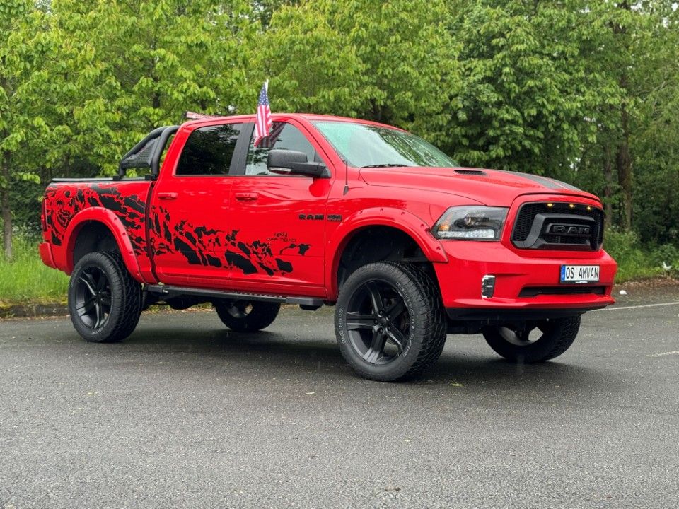 Fahrzeugabbildung Dodge RAM 5.7 Fahrwerk 2,11m hoch 22" Schiebed. Leder