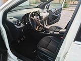 Mercedes-Benz Navi/Leder Artico/PSK/Xenon/Klima/Alu8fach/TOP - Mercedes-Benz B 180 Gebrauchtwagen in Karlsruhe