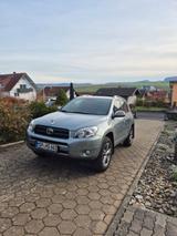 Toyota RAV 4 2.0-l-VVT-i 4x4  - Toyota RAV 4 mit Schiebedach