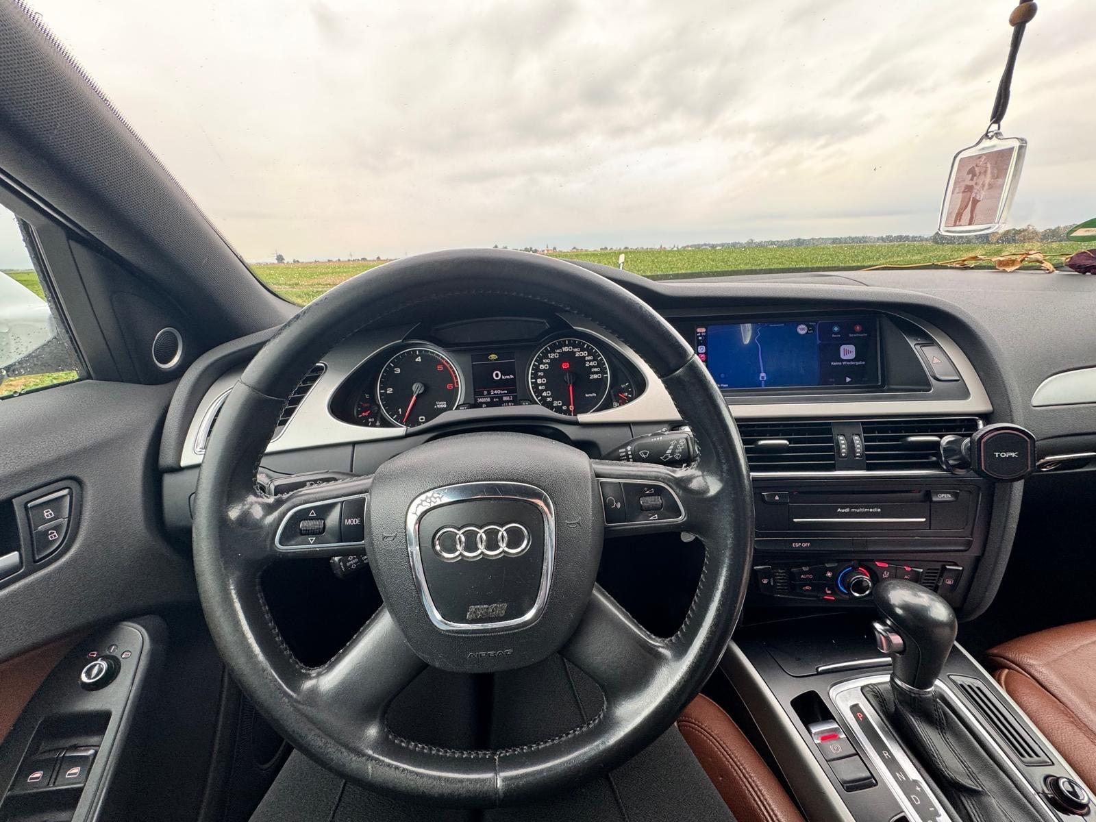 Audi A4 2010 — photo 9