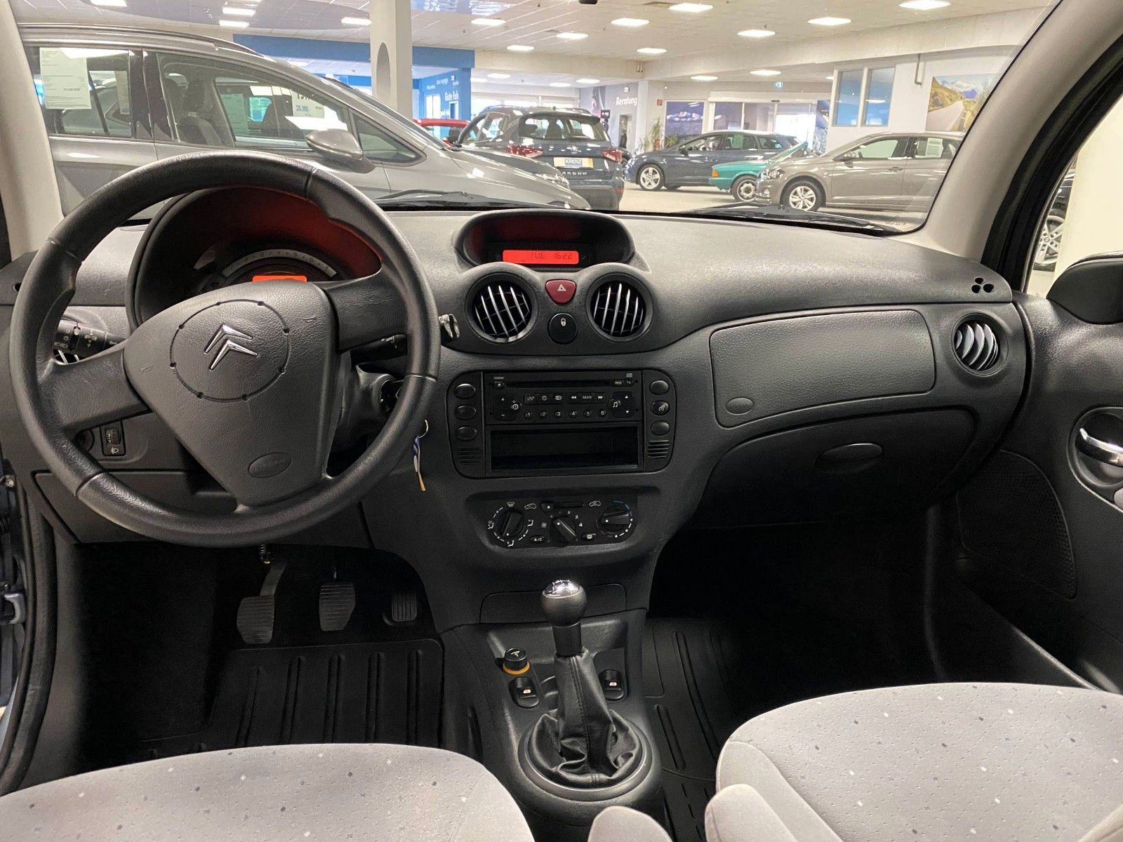 Fahrzeugabbildung Citroën C3 1.4 Confort+ALLWETTER+KLIMA+HU/AU NEU+2.HAND+