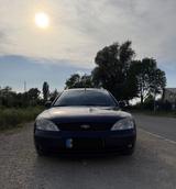 Ford Mondeo 2.0 Ghia Ghia - Ford Mondeo aus 2001: Kombi