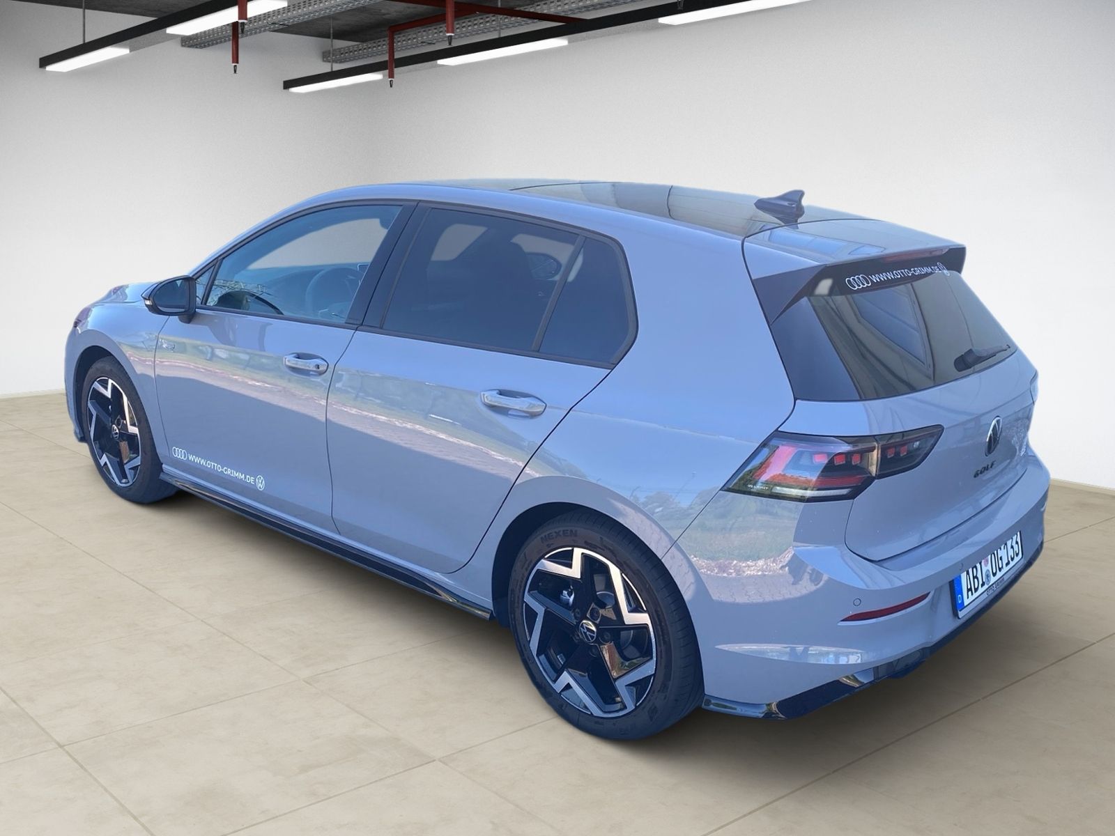 Volkswagen Golf VIII 1.5 eTSI DSG R-Line IQ-Light Pano foto 4