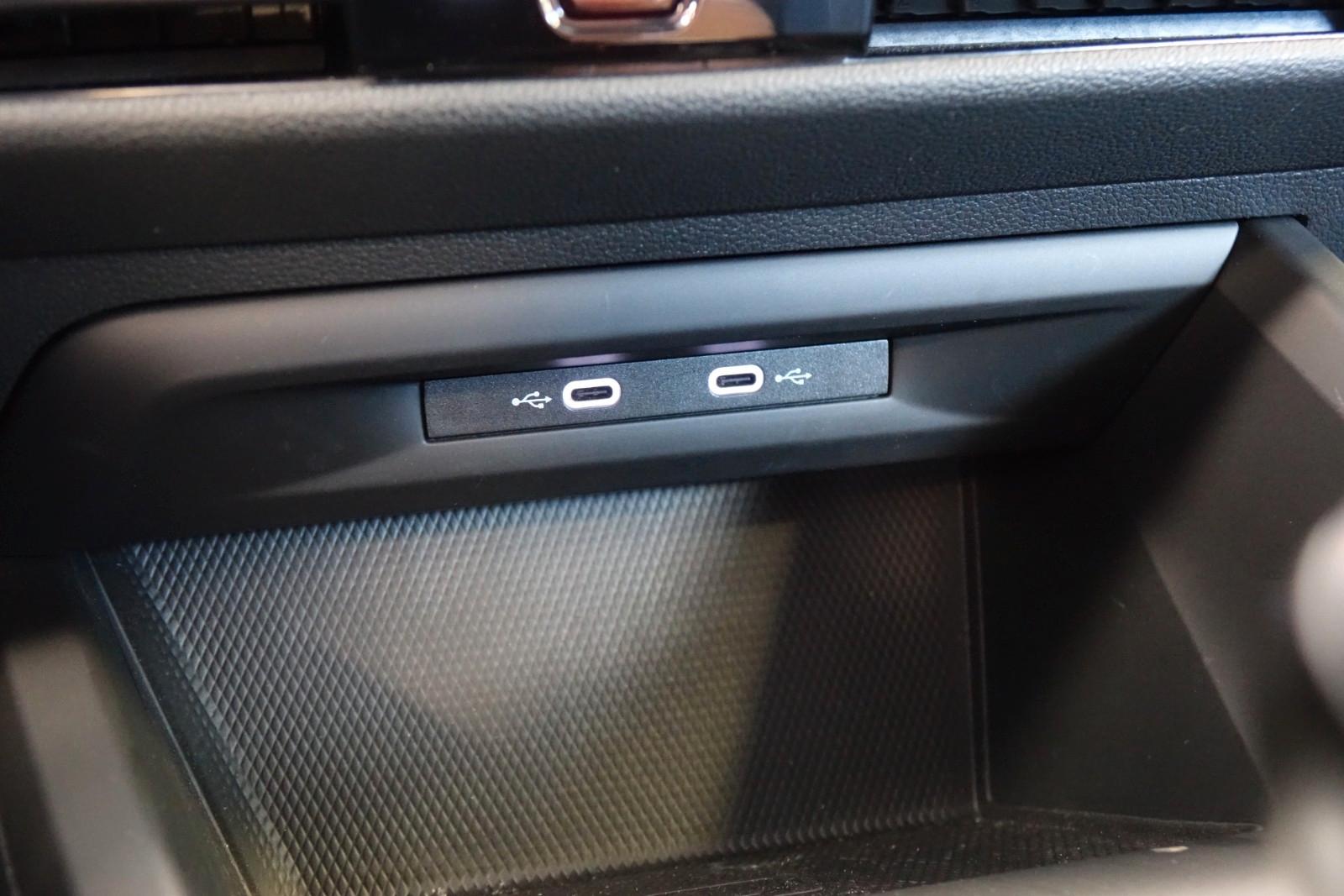 Volkswagen Golf VIII Variant Life +AHK+RFK+STHZ+ACC+Massage, миниатюра 13