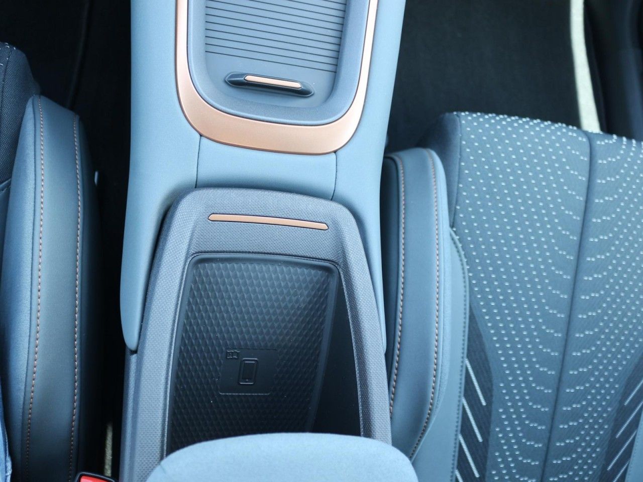 Fahrzeugabbildung CUPRA CUPRA Born VZ 326 PS 79 kWh