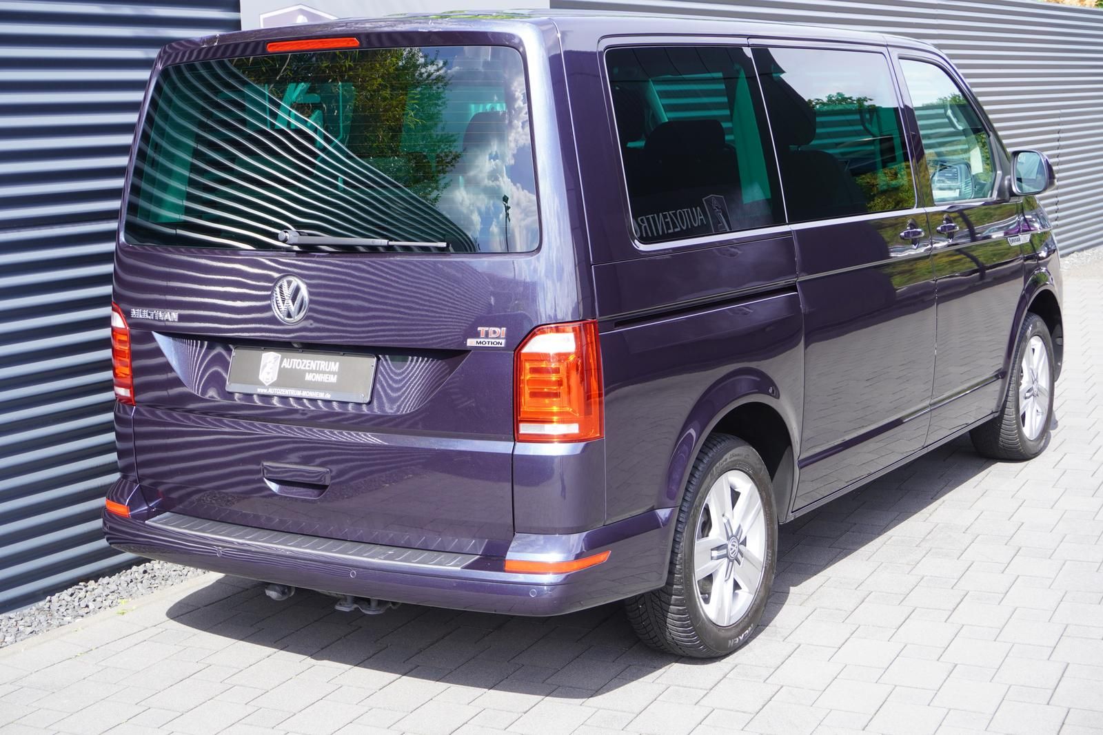 Volkswagen T6 MULTIVAN 2.0 TDI DSG BULLI ALLRAD LED AHK ACC foto 9