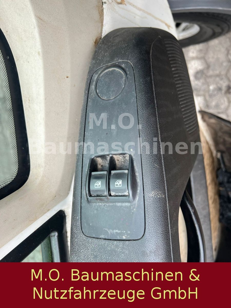 Fahrzeugabbildung Peugeot Boxer / 4x2 / 3 Achser / Kipper /