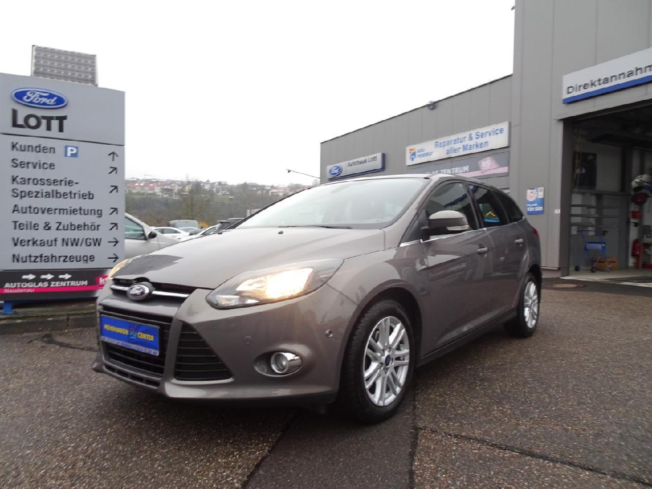 Ford Focus Turnier Titanium *AHK*PDC*SONY*TEMP*KLIMA*