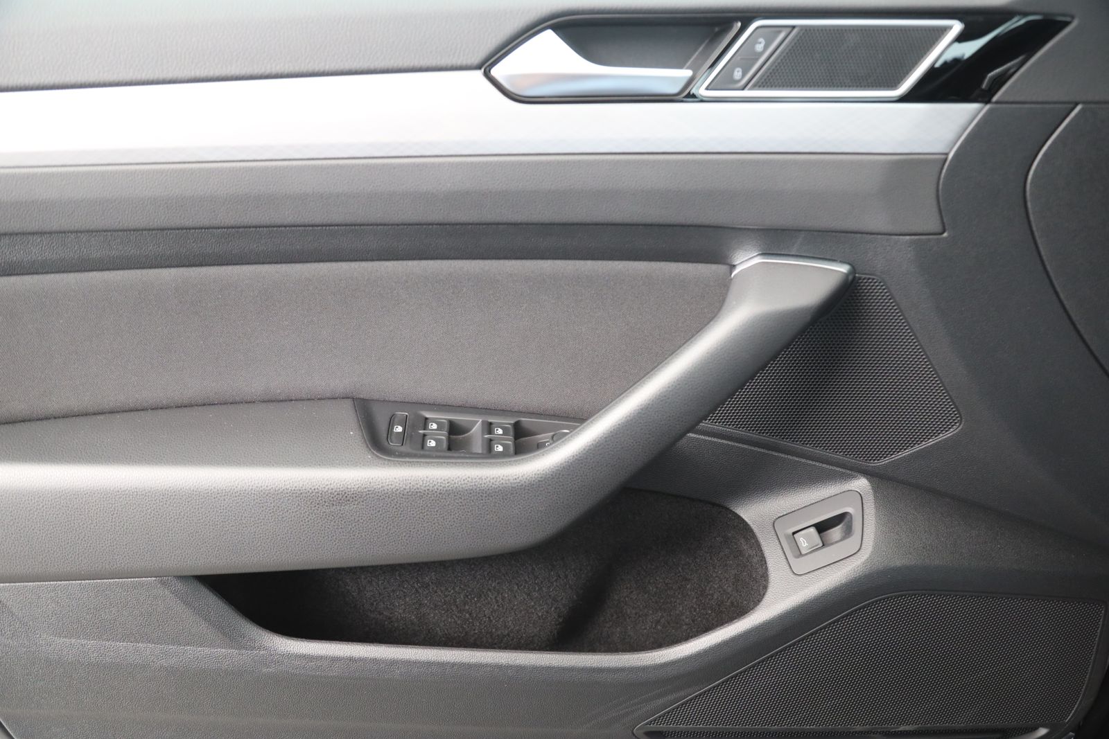 Volkswagen Passat Variant - Bild 15