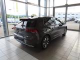 Volkswagen Golf VIII Lim. Move NAVI SHZ KAMERA - Volkswagen Golf: Vii
