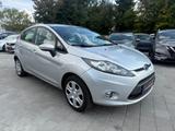 Ford Fiesta Champions Edition*Automatik*Klima - Ford Fiesta mit Benzin-Antrieb: Limousine, Champ