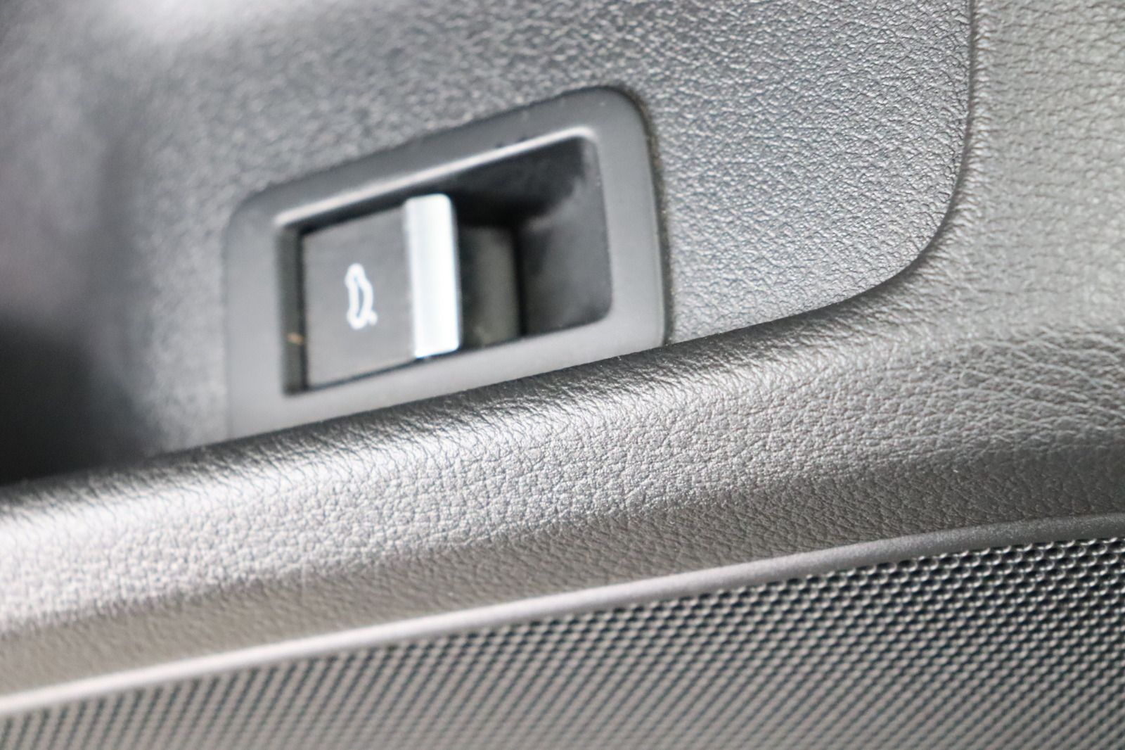 Fahrzeugabbildung Audi A4 Allroad Quattro 2.0 TDI * Navi * Bi-Xenon *