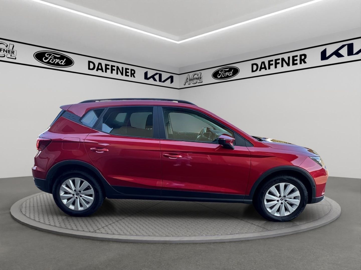 Fahrzeugabbildung SEAT Arona Navi Digitales Cockpit LED Sperrdiff. ACC
