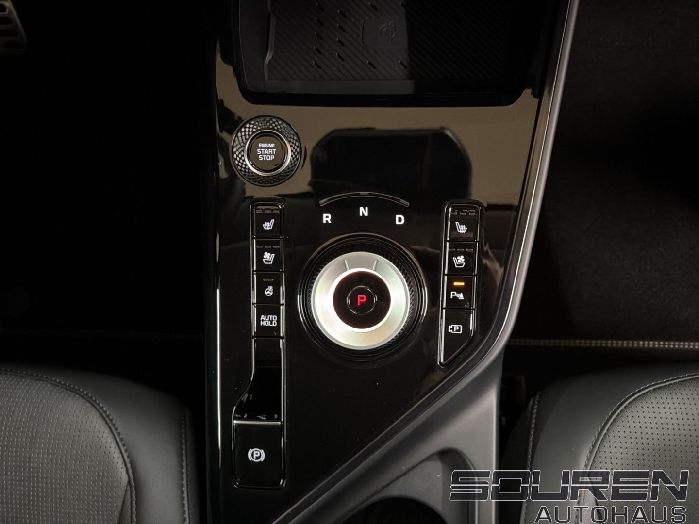 Fahrzeugabbildung Kia Niro HEV Spirit Glasdach Technik-&Relax-Paket 18