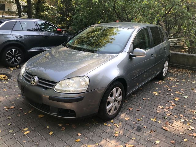 Volkswagen Vw Golf 5 1.6 FSI  Klimaanlage TÜV 12/2025