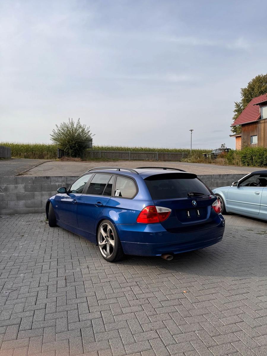 BMW 318 2007 — engine 122 HP (90kW)