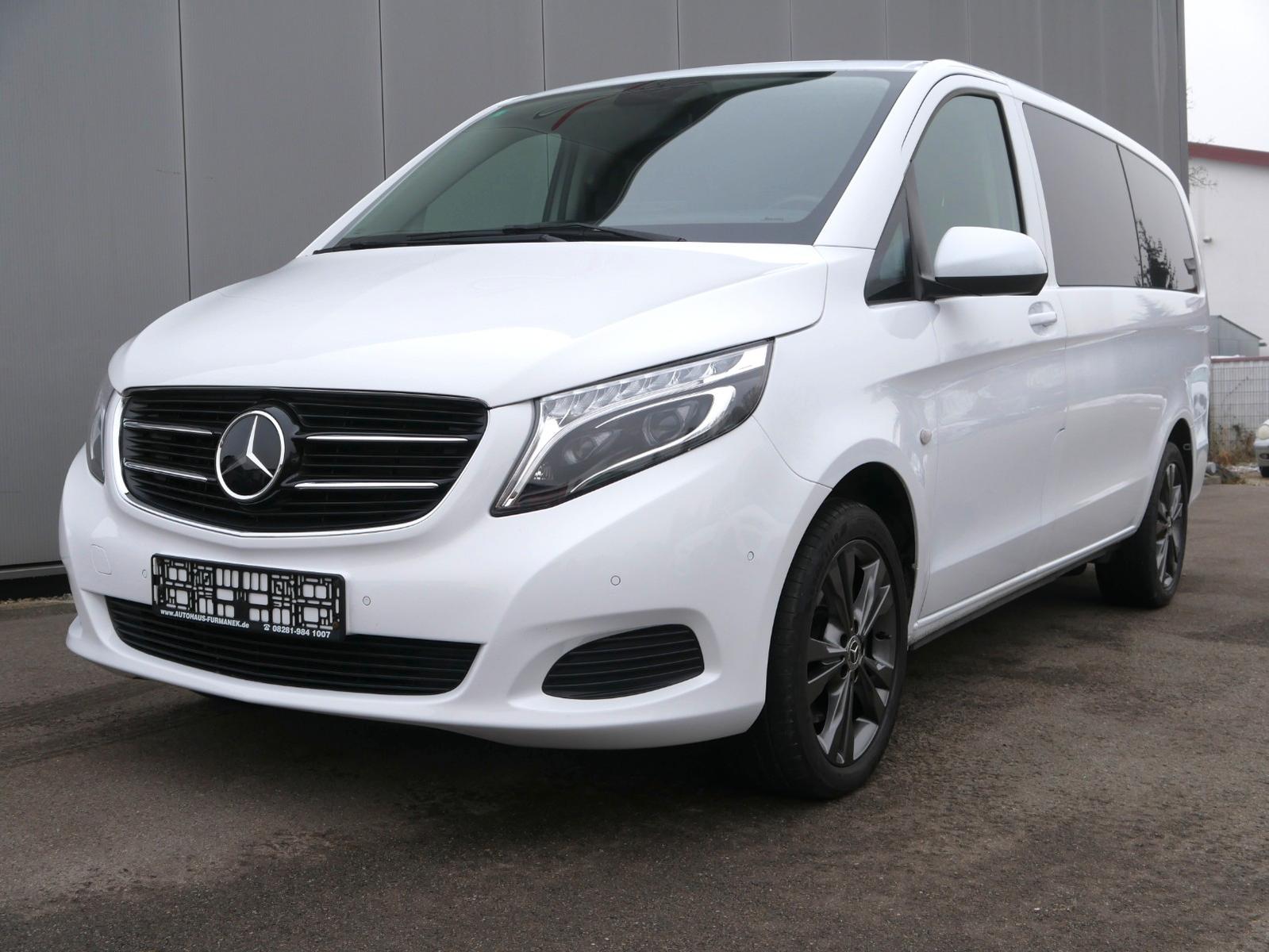 Mercedes-Benz Vito Tourer 114 CDI 8-SITZER/LED/PDC/AHK