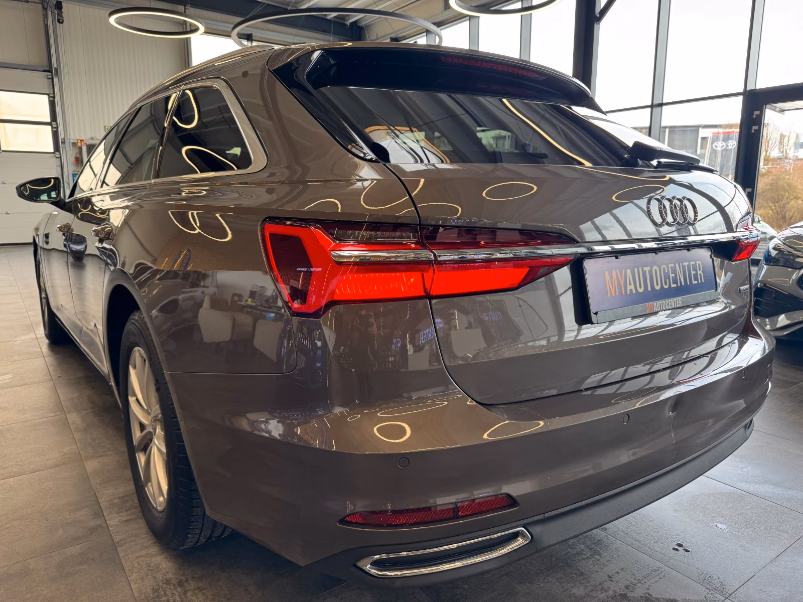 Audi A6 Avant 45 TDI quattro *Virtuel*Kamera*AHK*