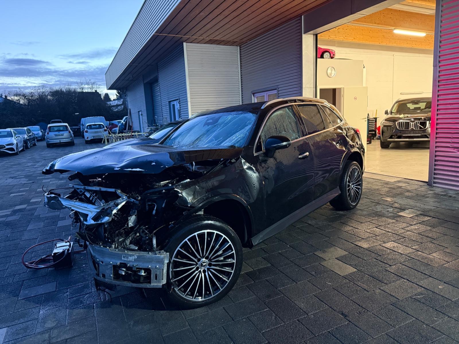 Mercedes-Benz GLC 300 de 4Matic/Amg/Panorama/K360°/Night-P/