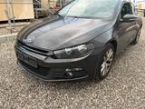 Volkswagen Scirocco 2.0 TSI DSG Standard - Volkswagen Scirocco Standard mit Benzin-Antrieb