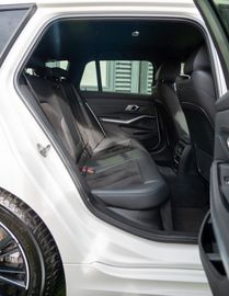 Fahrzeugabbildung BMW 318i Touring M-Sport SERVICE-GARANTIE|SPUR|ACC