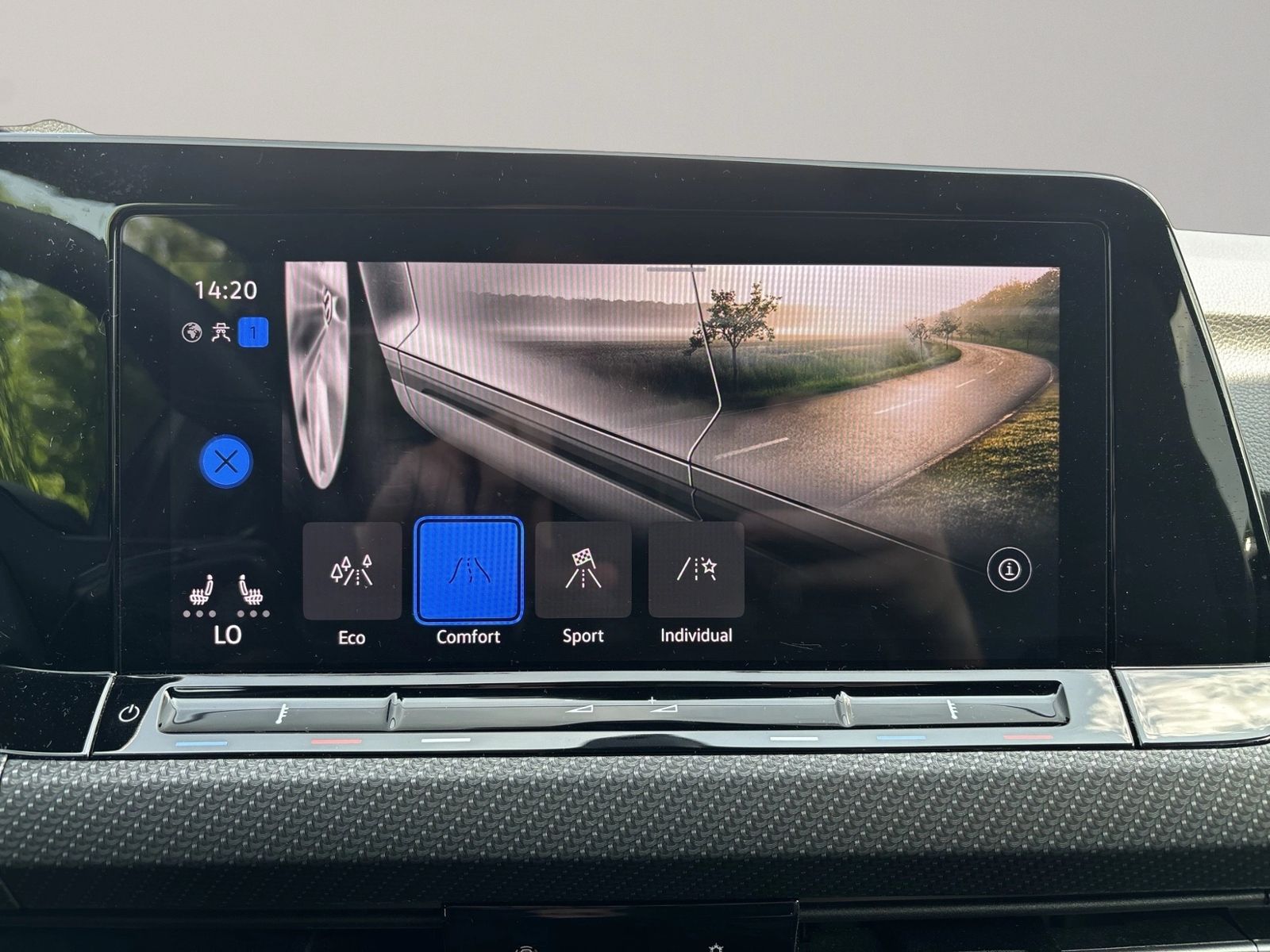 Golf Variant 1.5 eTSI R-Line, BlackStyle, Navi,