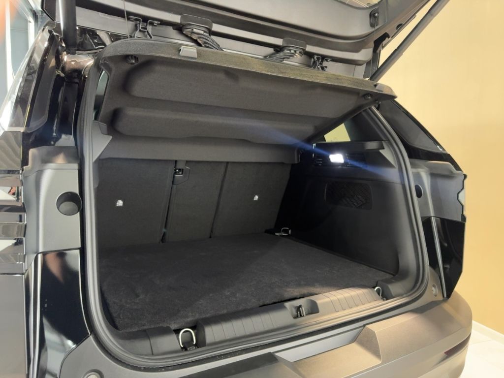 Fahrzeugabbildung Jeep Compass First Edition, LHZ, 360 Grad, Panodach