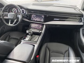 Audi Q8 - 11