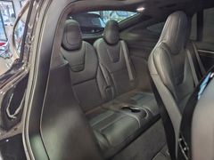 Fahrzeugabbildung Tesla Model X P90D DUAL-MOTOR (FREE SUPERCHARGE/7'SITZ