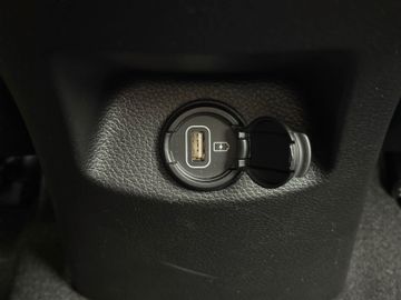 Kia Stonic 1.0T DCT7 120 Mild-Hybrid Spirit Navi LED
