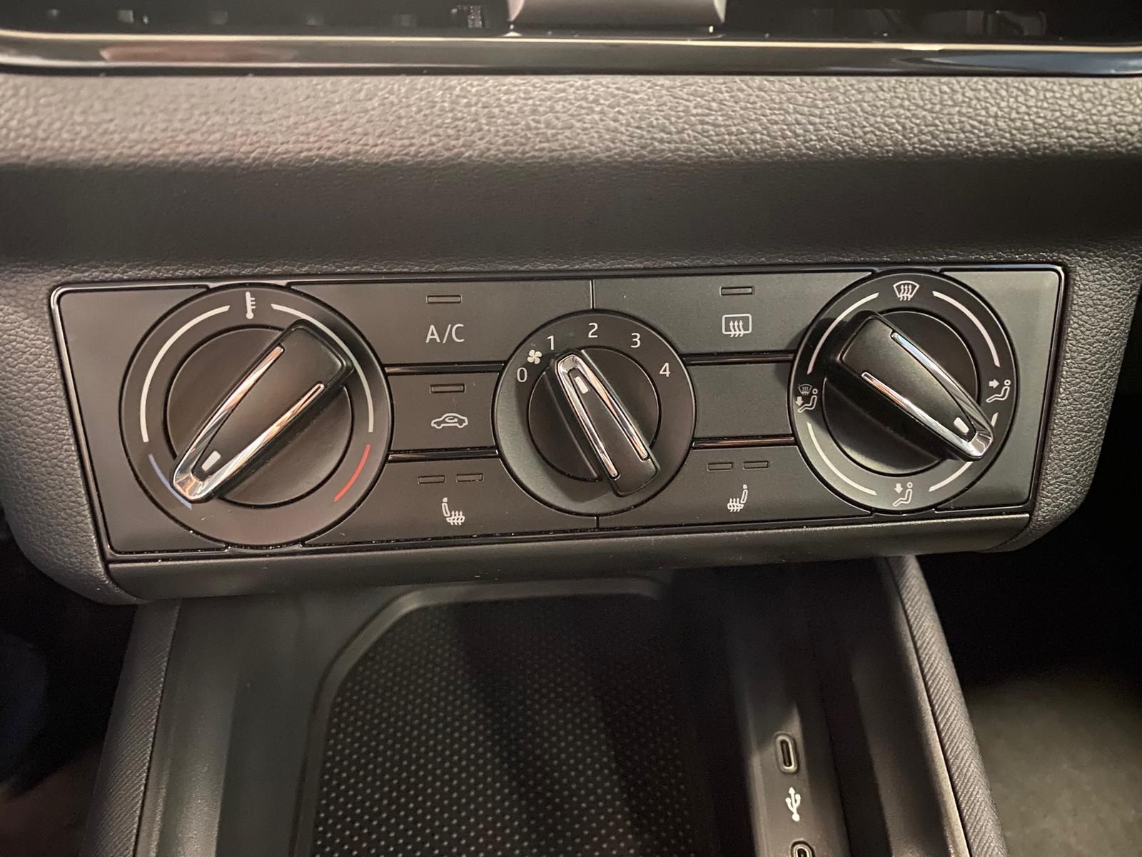 Fahrzeugabbildung SKODA Scala 1.0 TSI Cool Plus AHK+APP+KLIMA+PDC+