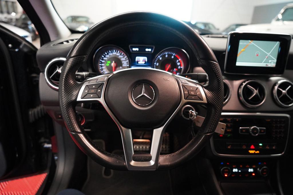 Mercedes-Benz GLA 250