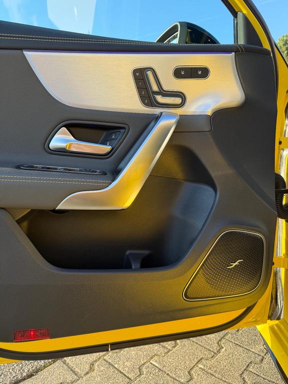 Mercedes-Benz A 45 AMG