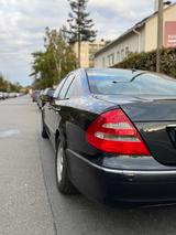 Mercedes-Benz E 320 - scheckheftgepflegte Mercedes E 320