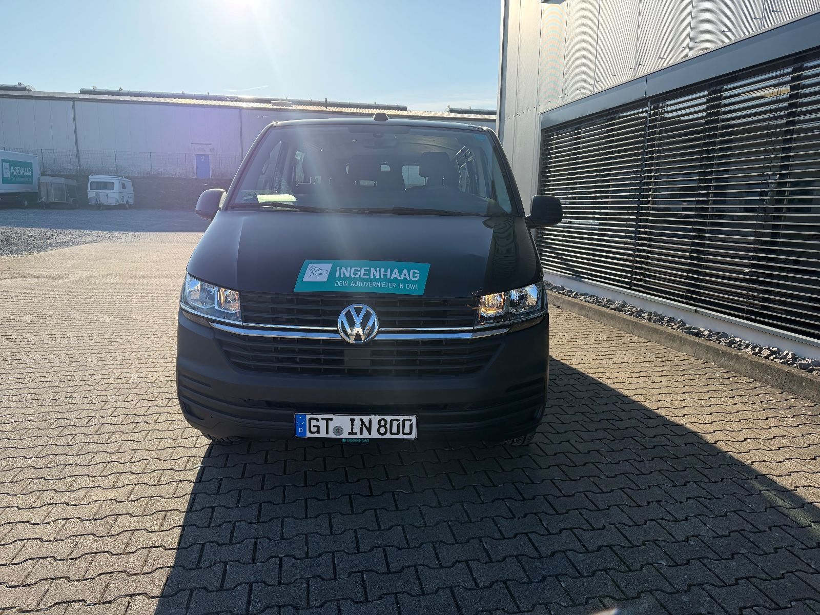 Fahrzeugabbildung Volkswagen T6.1  2.0TDI LR Flügelt. 9 Sitzer SHZ Komf.Paket