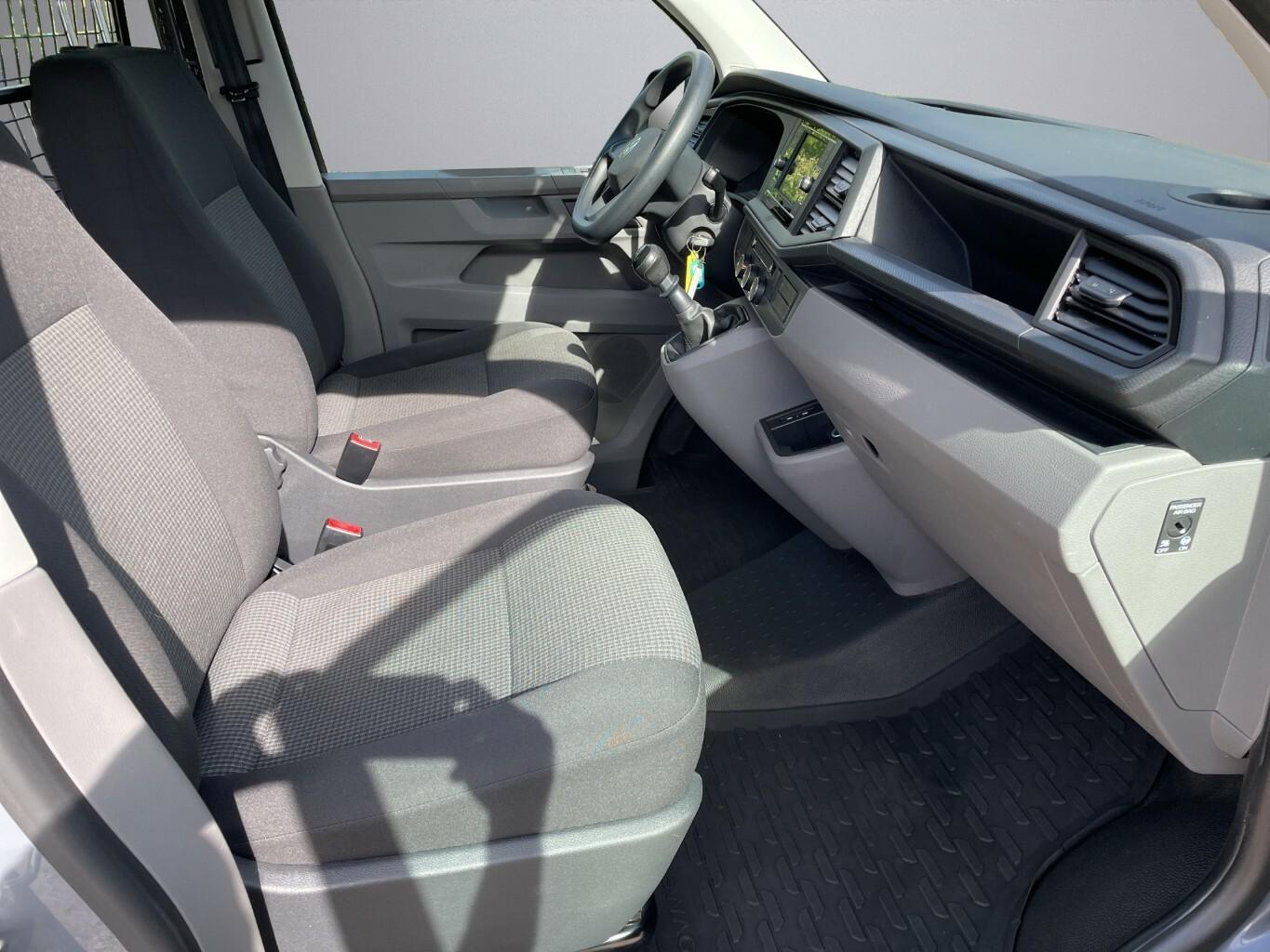 Volkswagen T6.1 Transporter Kombi 4Motion 2.0 TDI AHK Kamer