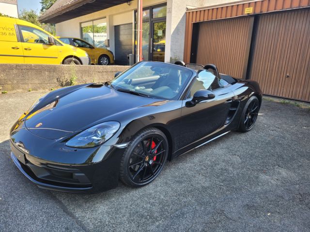 PORSCHE Boxster GTS 4.0 Boxster GTS Neu Burmester