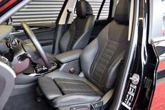 Fahrzeugabbildung BMW X3 xDrive 30 i Leder Navi Panorama Laser DAB