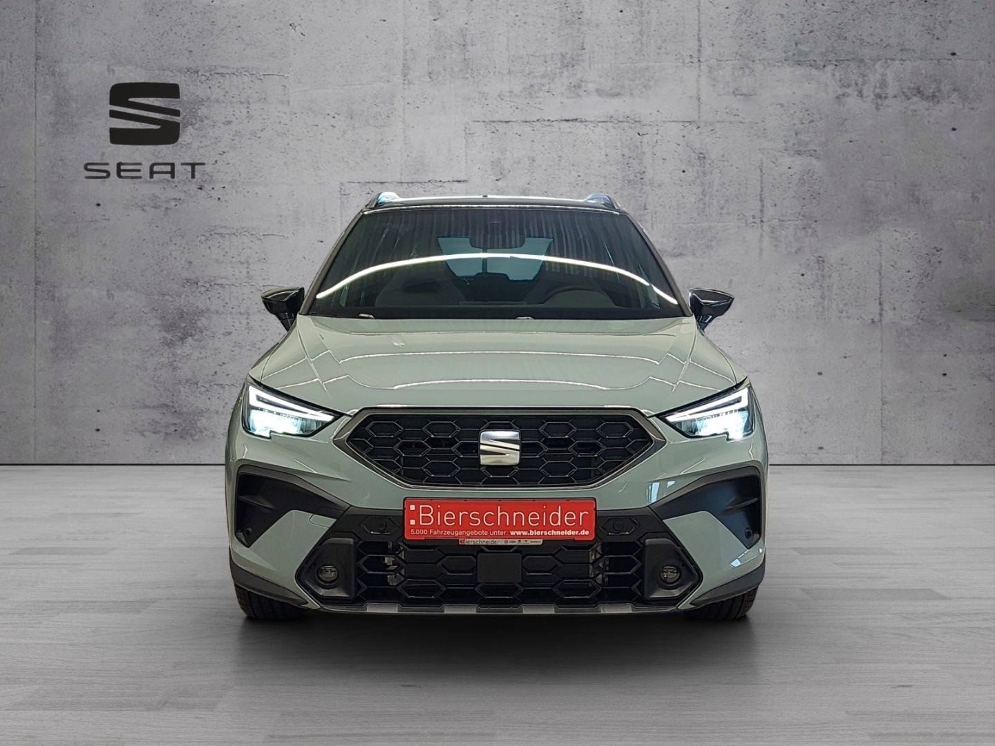 Seat Arona 1.5 TSI DSG FR AHK LED Navi Kamera Kessy W imagem 2