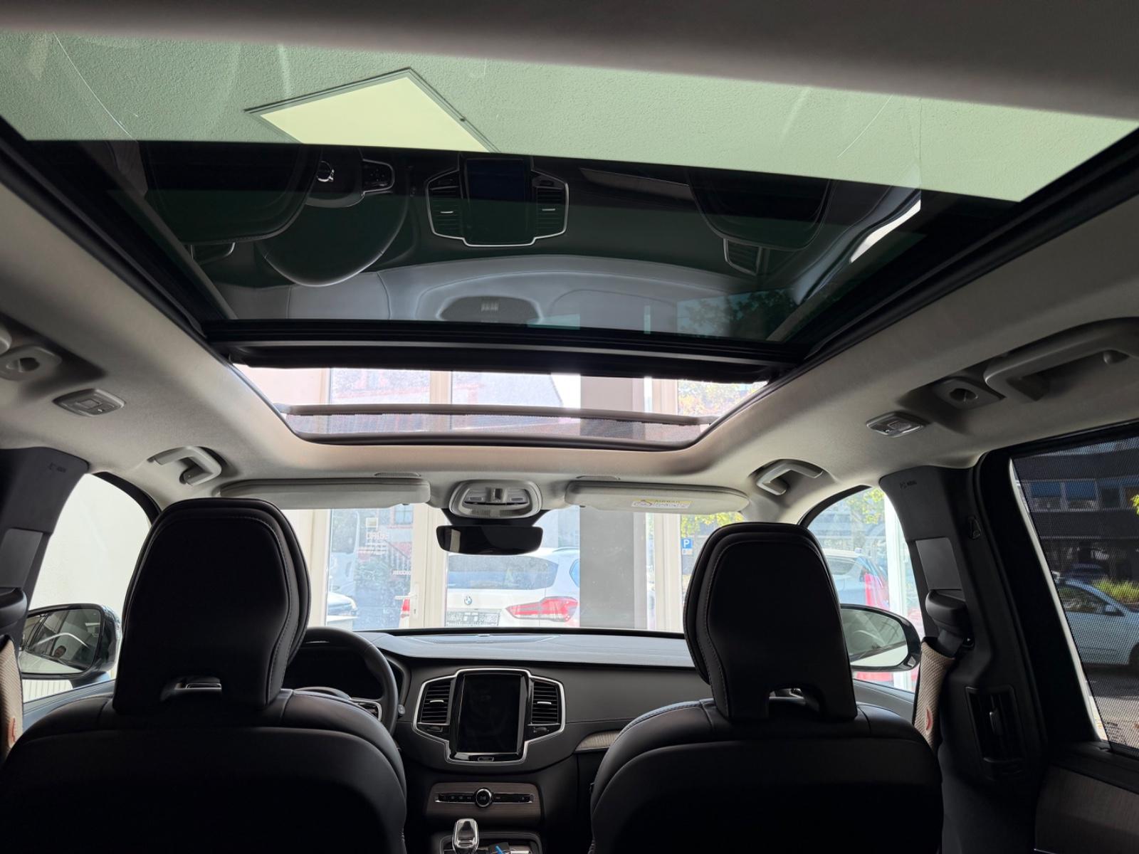 Volvo XC90 Plus Dark AWD 7.Sitze, PANORAMA
