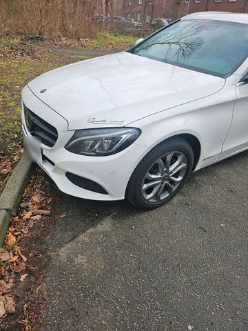 MERCEDES-BENZ Mercedes c220d