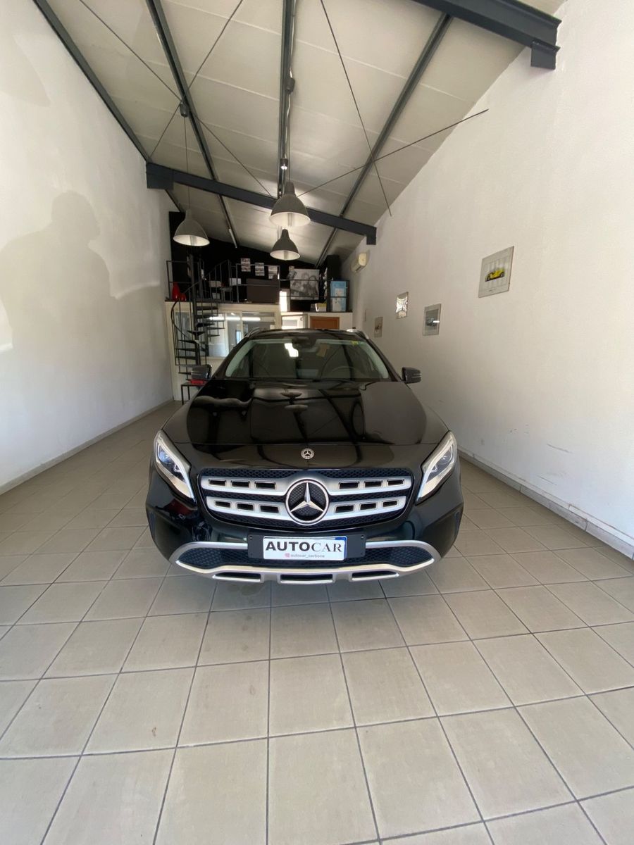 MERCEDES-BENZ Mercedes-benz GLA 200 d Sport