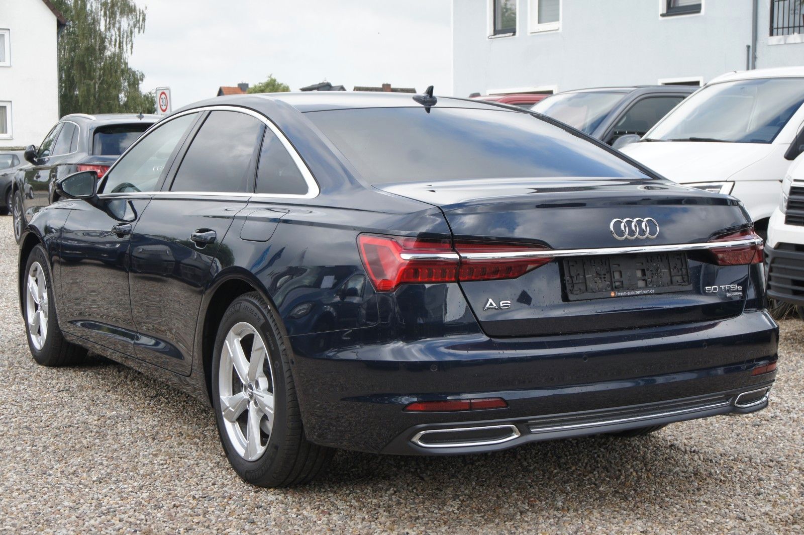 Fahrzeugabbildung Audi A6 Lim. 50 2.0 TFSI e quattro sport MATRIX HEAD