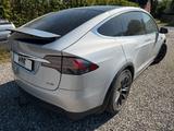 Tesla Model X 100D D.M. AWD 525 PS SUV 5D ((7-SEATS)) - Tesla Model X aus 2018